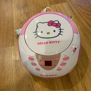 Hello Kitty CD player/radio
